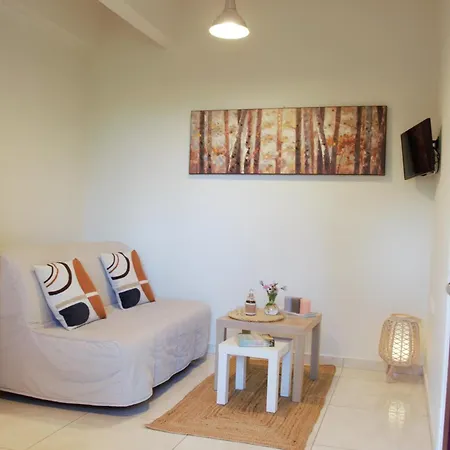 Apartment Ageri 2